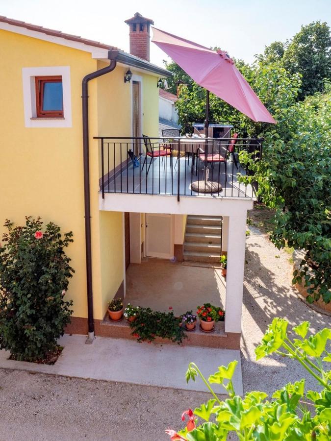 Studio Apartment Gianni Vižinada Exteriör bild